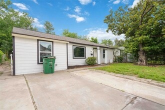 Building Photo - 9409 Fairland Dr