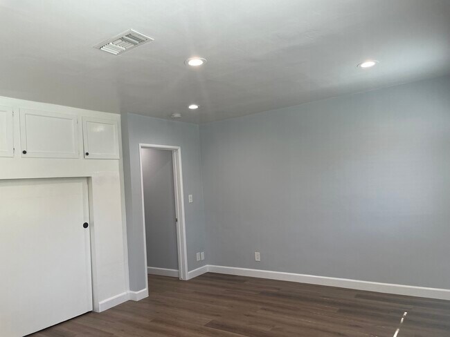 Foto del edificio - 552 N Keystone St