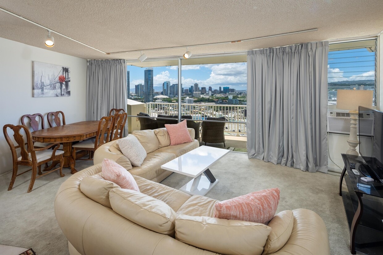 Photo - 750 Amana St (Honolulu, HI)