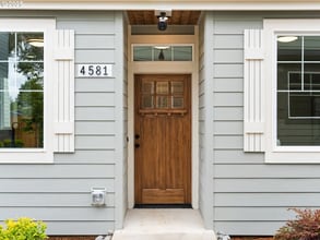 Building Photo - 4581 N Haight Ave Building Photo - 4581 N Haight Ave