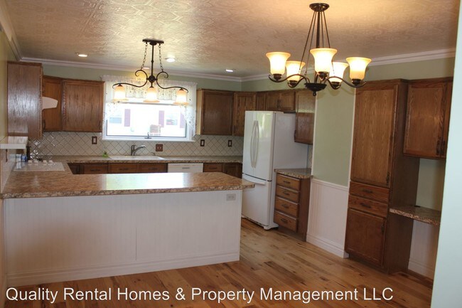 Building Photo - 2 br, 1 bath House - 3029 Durant Heights