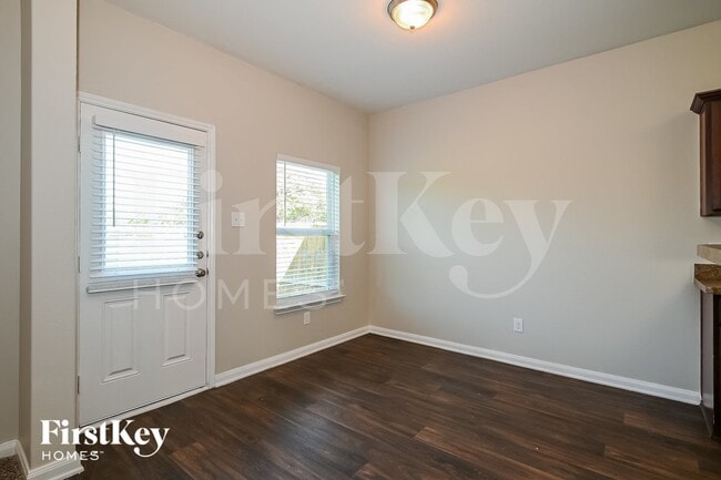Building Photo - 14281 Bridgeview Ln