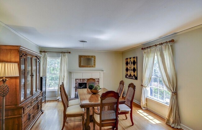 Foto del edificio - Beautiful Home Located in Southdowns Close...