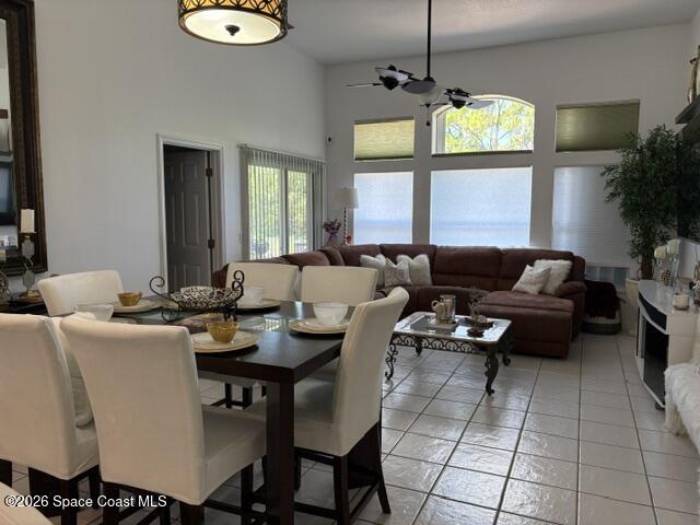 Building Photo - 2141 Chinaberry Cir SE