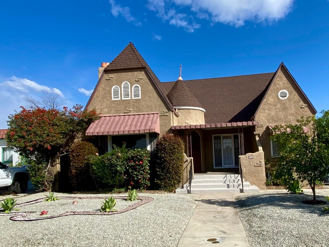 Foto principal - 948 N Howard St