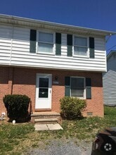 Building Photo - 2913 Packer St