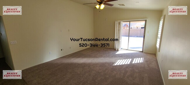 Building Photo - Los Reales & Camino De La Tierra area - 3 ...