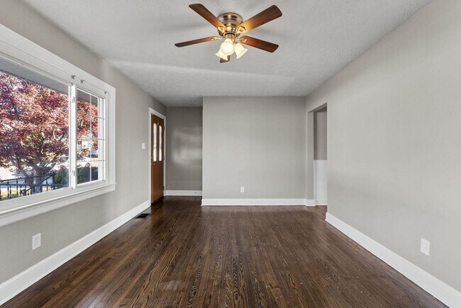 Foto del edificio - 154 Northwood Dr