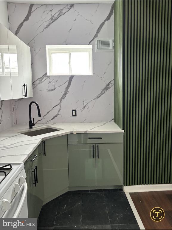 Foto del edificio - 4236 Otter St