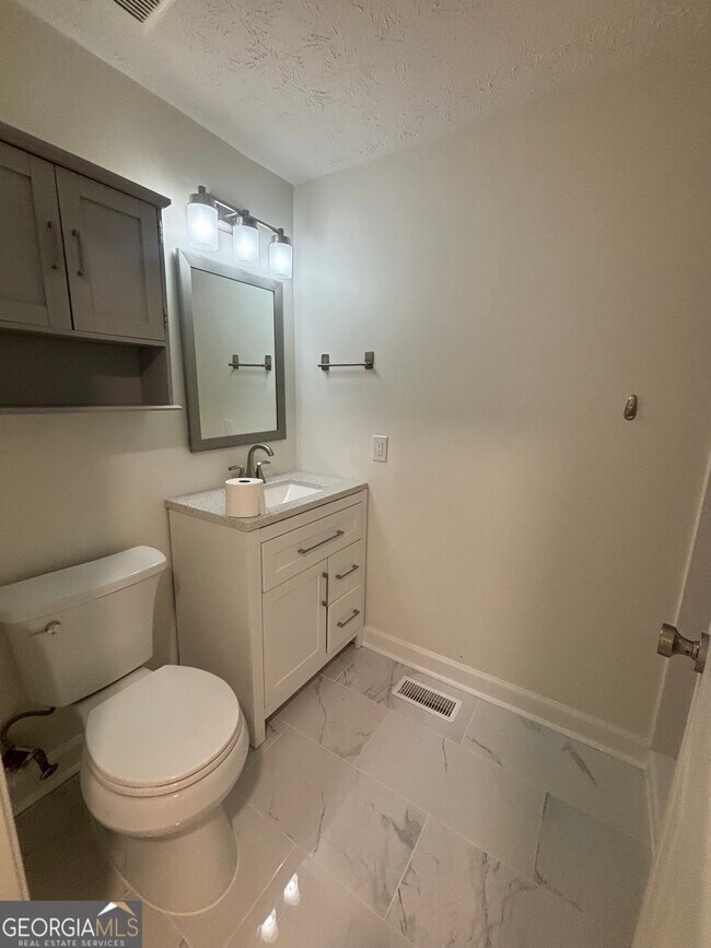 Foto del edificio - 2215 Ranch Trail