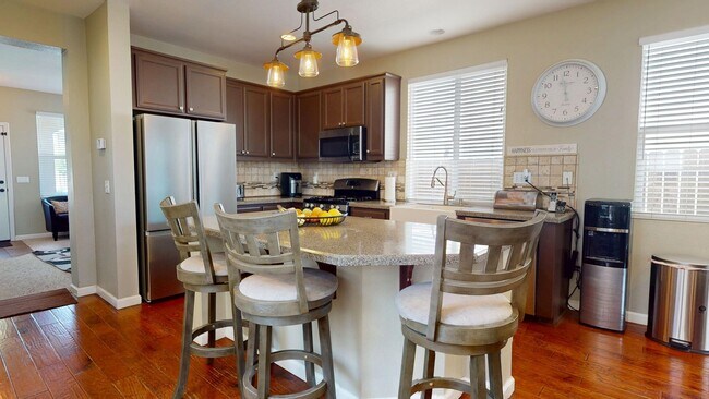 Foto del edificio - 5446 Antique Rose Way