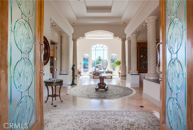 Building Photo - 15663 Via De Santa Fe