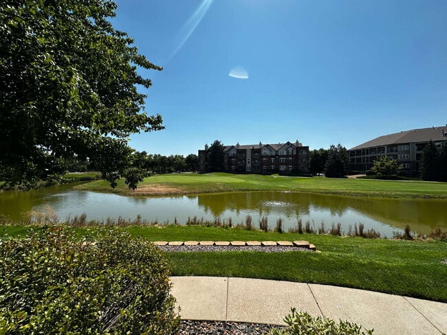 Building Photo - "Spacious 2-Bed, 2-Bath Condo with Pool Ac...