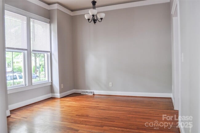 Foto del edificio - 3010 Colonel Springs Way
