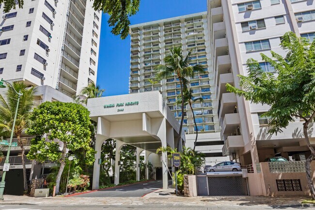 Foto del edificio - 2440 Kuhio Ave