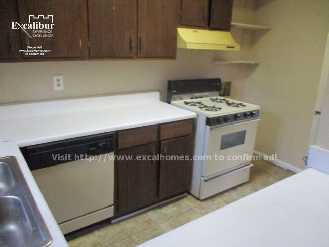 Foto del edificio - 3255 Abbeywood Dr