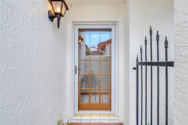 Foto del edificio - 136 Florida Shores Blvd