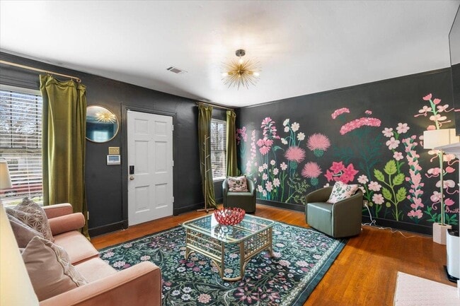 Building Photo - 1790 Lyndale Ave