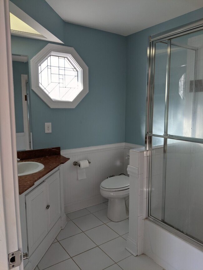 Building Photo - 3Bed 3Bath in Prospect