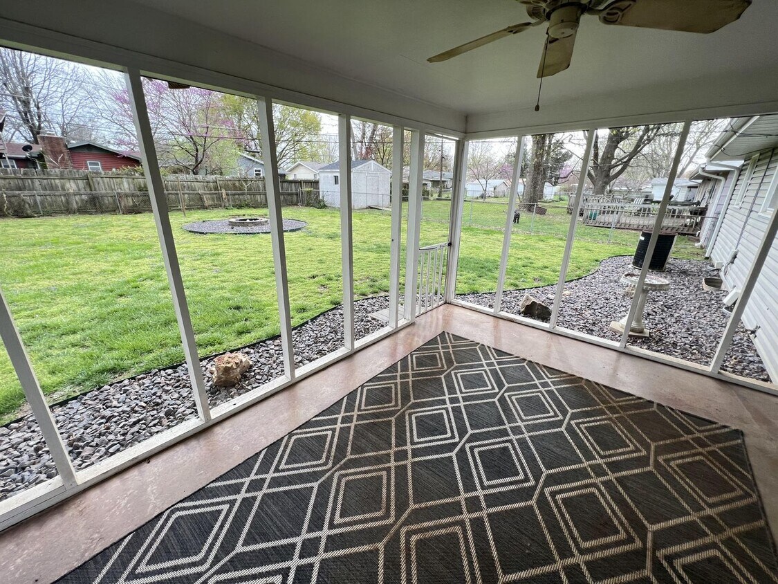 Primary Photo - 3 Bed 1 Bath Springfield, MO