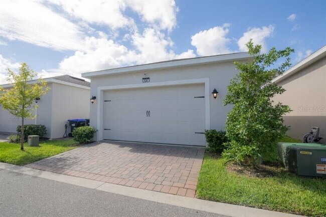 Foto del edificio - 15367 Gilligan Ct