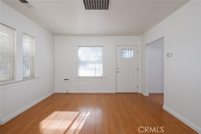 Building Photo - 4211 Elmwood Ct