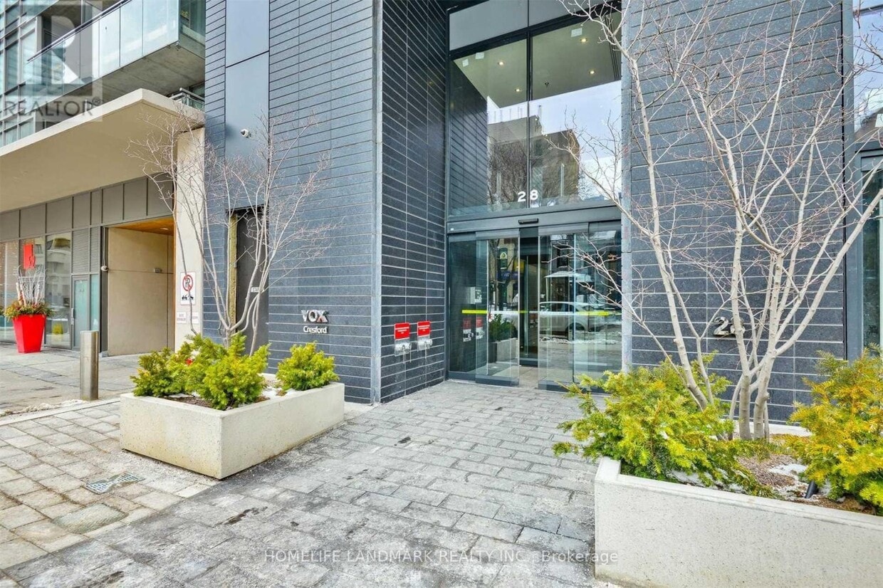 Photo principale - 28 Wellesley St E