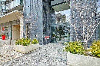 Building Photo - 28 Wellesley St E