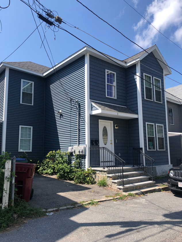 Primary Photo - 3 Rockdale Ave
