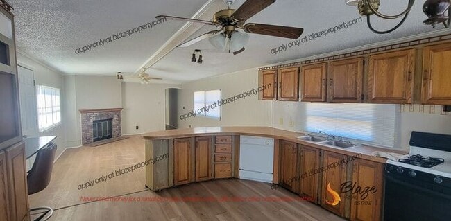Building Photo - Pre leasing - Large 2 Bedroom Home in CISD