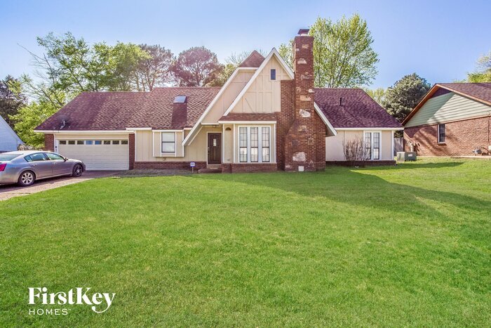 Primary Photo - 2849 Rockcreek Pkwy