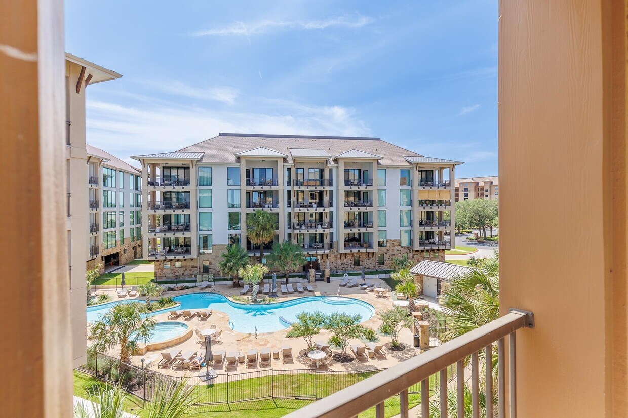 Foto principal - 96 Island Dr
