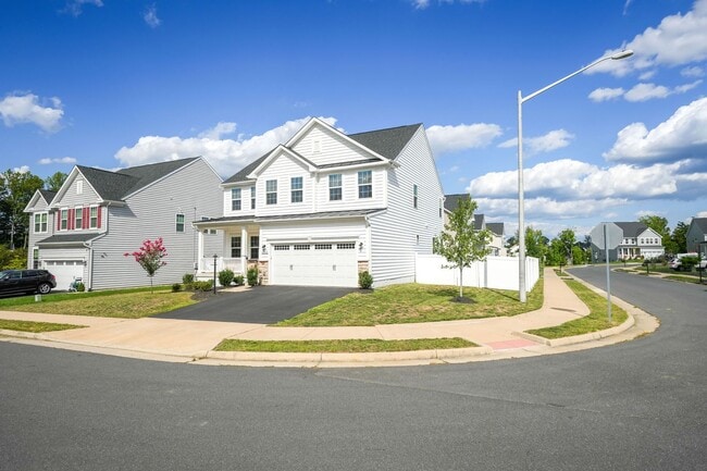 Building Photo - 12205 Cranford Dr