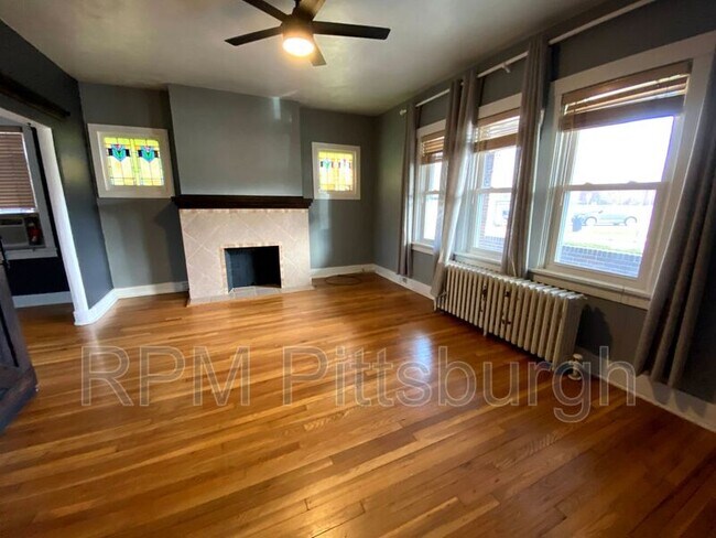 Foto del edificio - 1808 Pioneer Ave