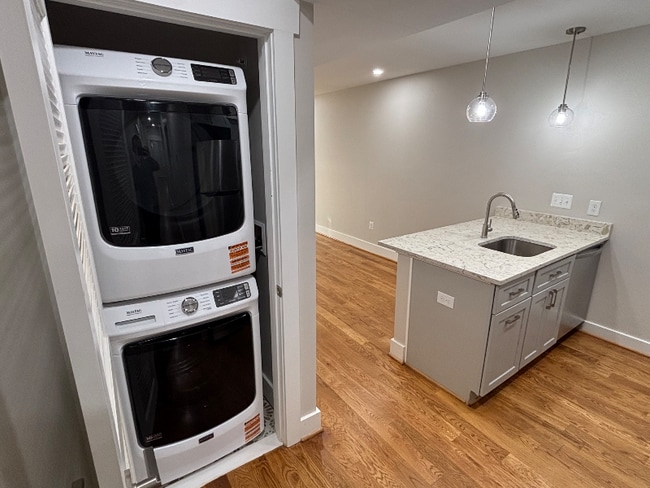 Photo - 1418 A St SE Apartment