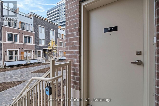 Building Photo - 31 Honeycrisp Cres