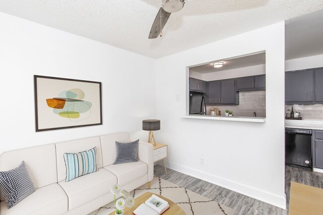 Interior Photo - Apex on Central
