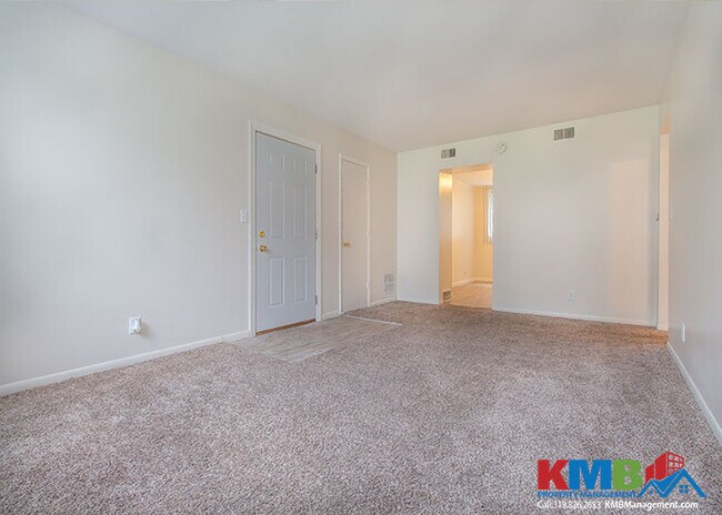 Foto del edificio - 1165 Ridge Dr