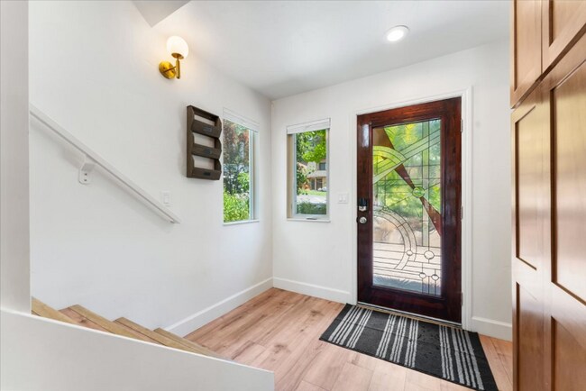 Building Photo - 978 Glenrock Ct