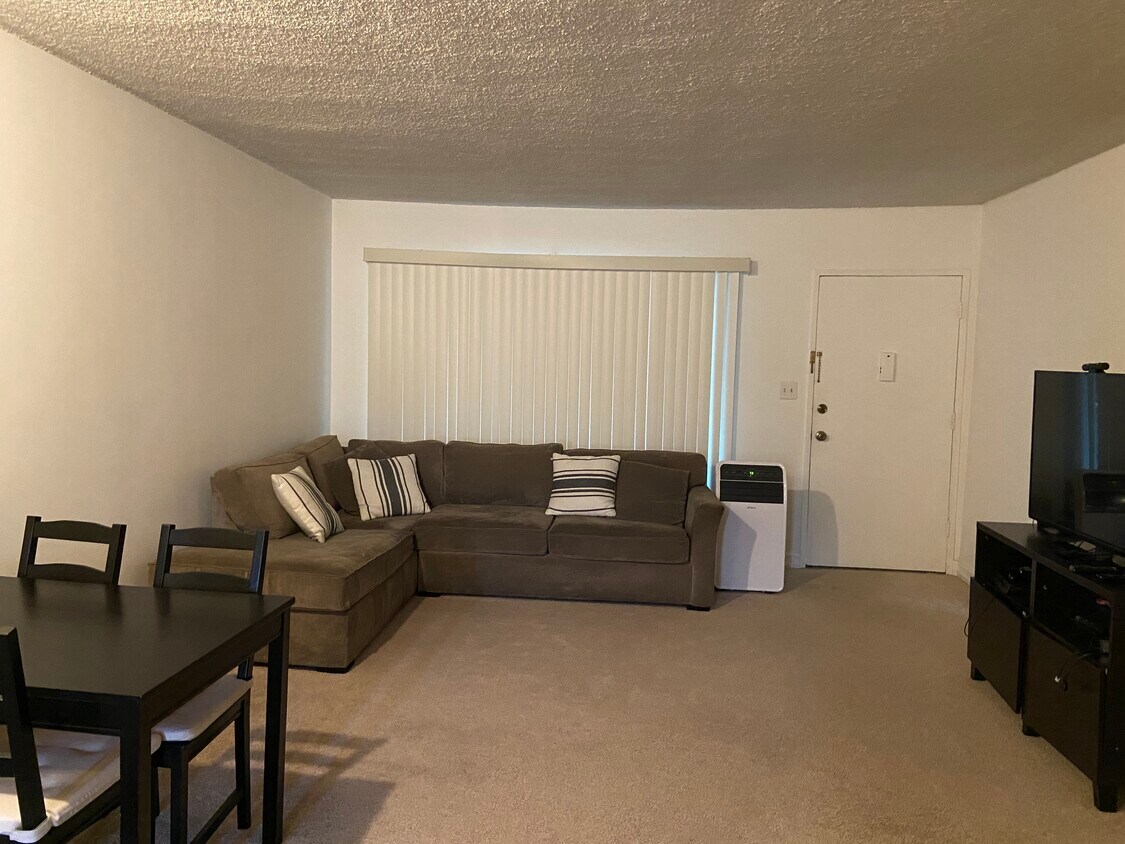 315 N Louise St Unit 202, Glendale, CA 91206 Condo for Rent in