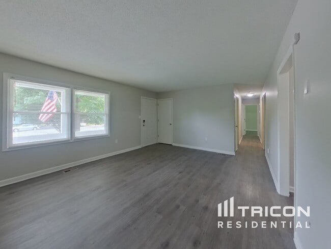 Building Photo - 914 Canton Pl