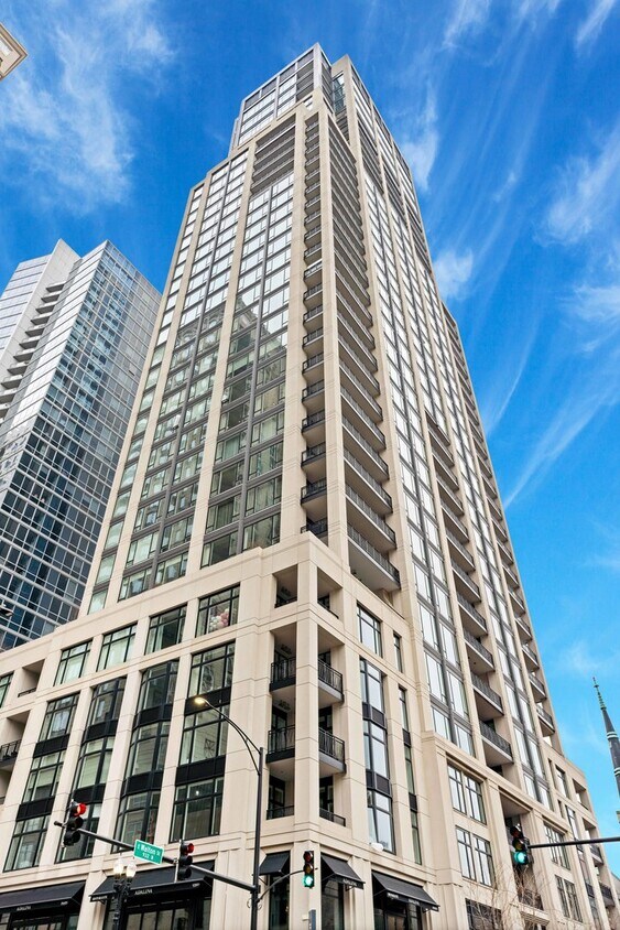Foto principal - 9 W Walton St