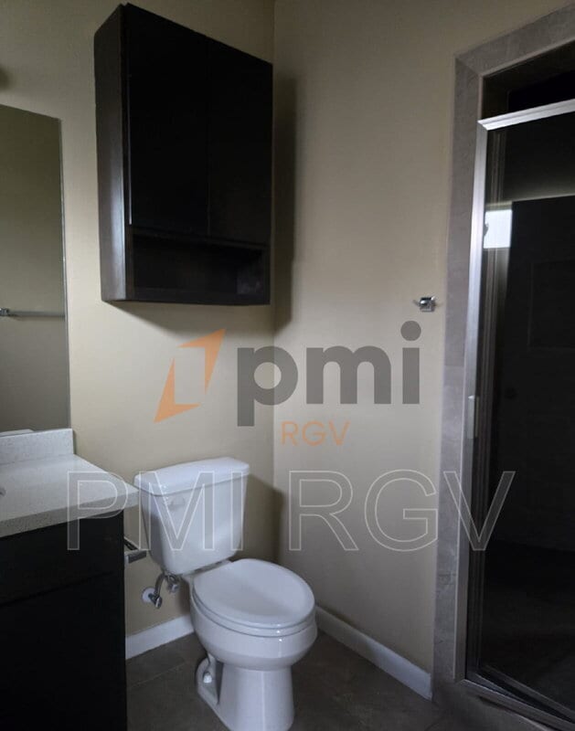 Building Photo - 2003 Sahara St