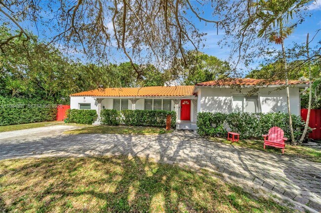 Building Photo - 77 NE 95th St