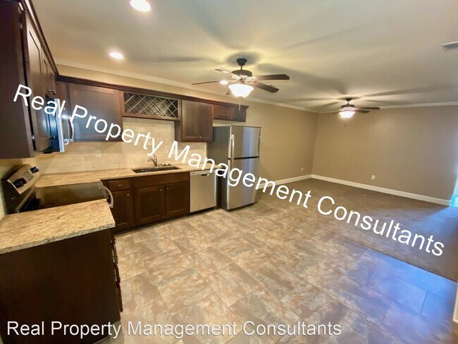 Foto del edificio - 3 br, 2 bath House - 8344 N Kensington Ave