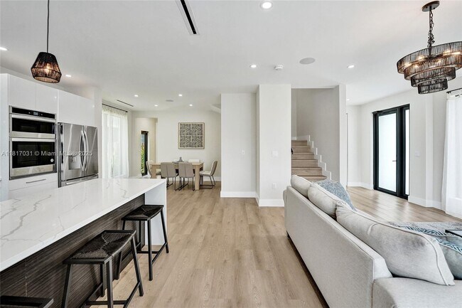 Foto del edificio - 1619 NE 11th St