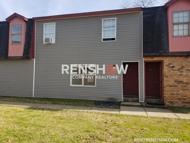 Building Photo - 268 Greenfield Dr