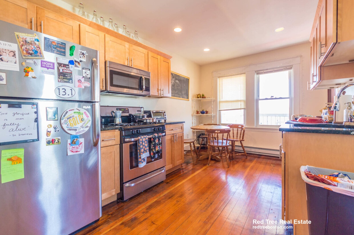 Photo - 151 Forest Hills St. #3 Jamaica Plain