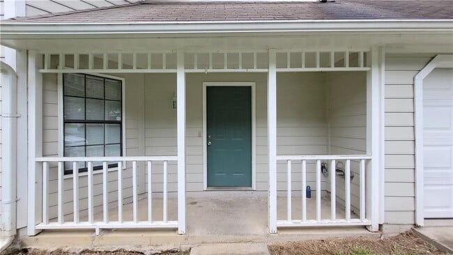 Building Photo - 4991 Sugar Creek Dr