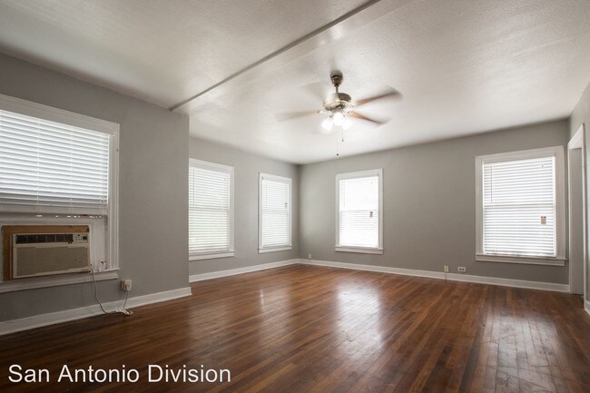 Foto del edificio - 726-726 E Grayson St
